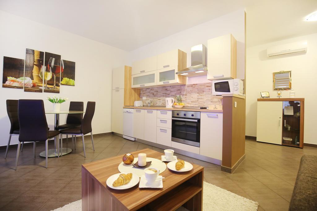 זאדאר Allegro Exclusive Suites Old Town Center מראה חיצוני תמונה